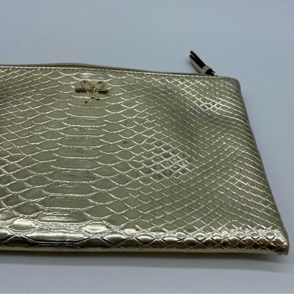 Victoria’s Secret Gold Snake Skin‎ Print Pouch - Picture 2 of 10